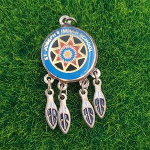 St Josephs‎ Indian Pendant Collectible P321